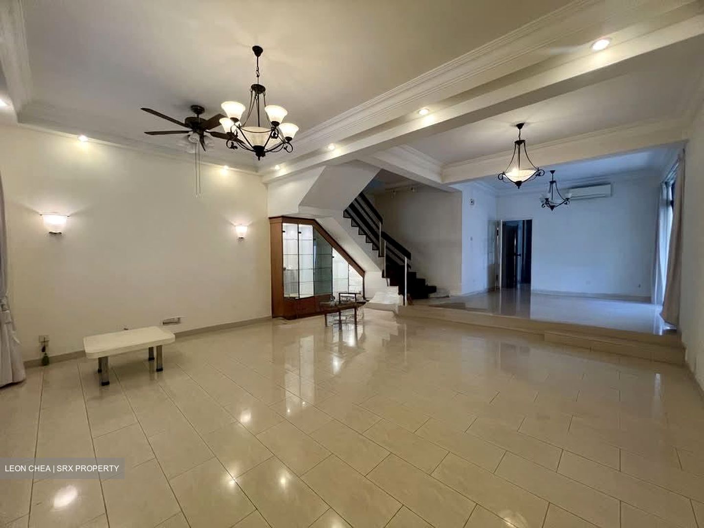 Peakville Walk (D16), Terrace #567703491